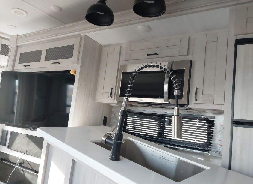 Photo 11 of 2021 East To WEST TANDARA 285RL (VIN 5ZT3TDUB2M9010228)