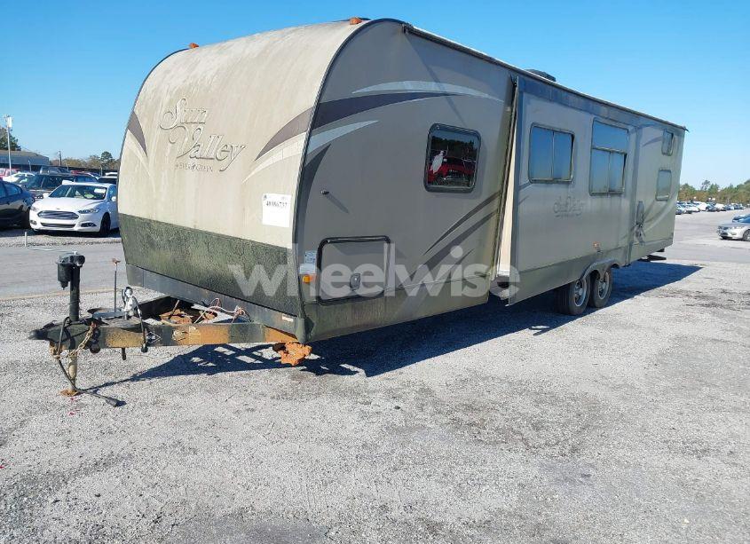 Photo 2 of 2015 Evergreen Rv SUN VALLEY SERIES M- (VIN 5ZWTSSE2XF1004476)