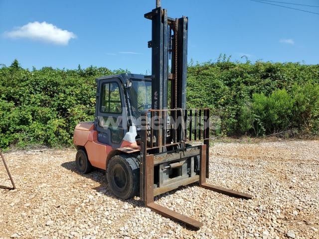 Photo 10 of 2002 TOYOTA 7FDAU50 FORKLIFT (VIN 60448)