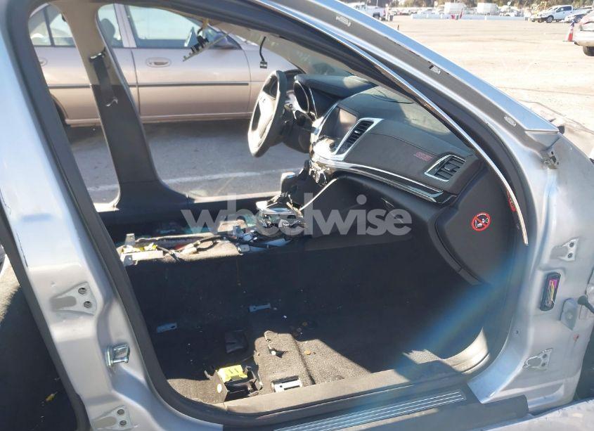 Photo 5 of 2014 Chevrolet Ss (VIN 6G3F15RW2EL928204)