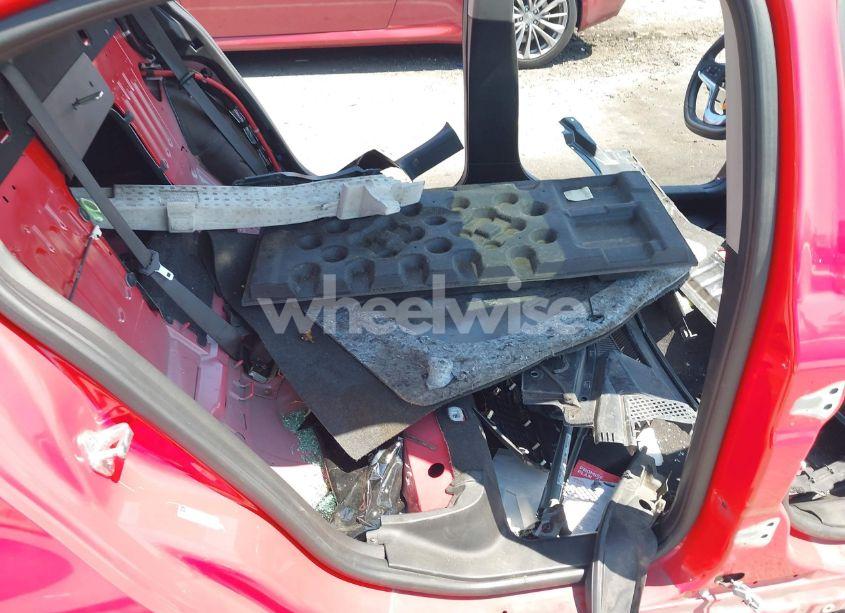 Photo 8 of 2014 Chevrolet Ss (VIN 6G3F15RW2EL957041)