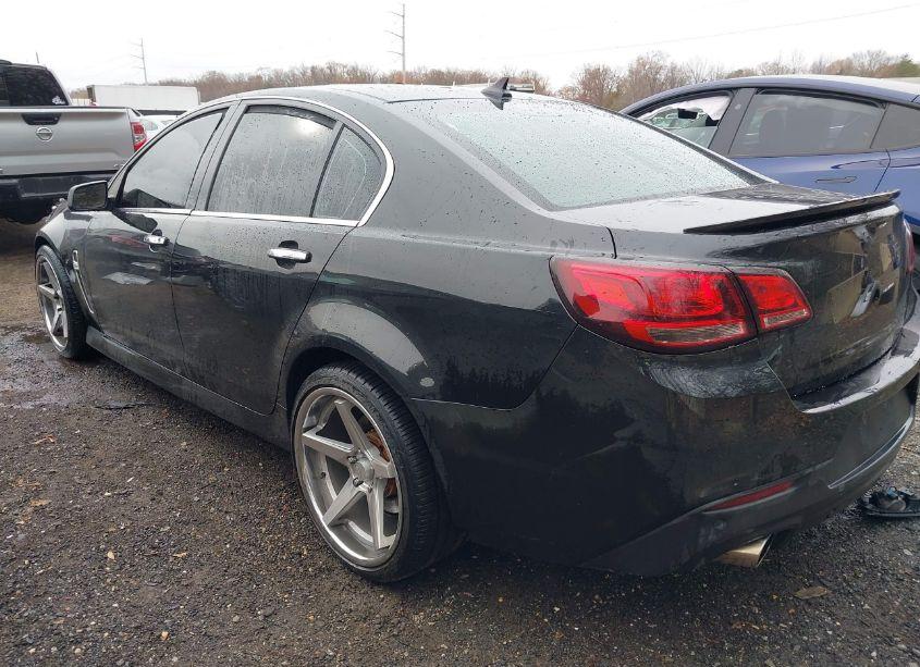 Photo 3 of 2014 Chevrolet Ss (VIN 6G3F15RW4EL929838)