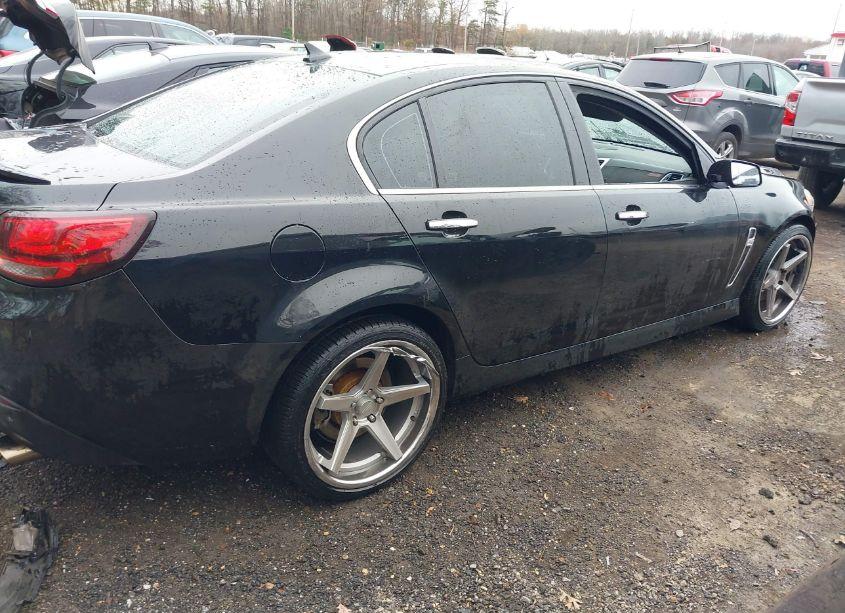 Photo 4 of 2014 Chevrolet Ss (VIN 6G3F15RW4EL929838)