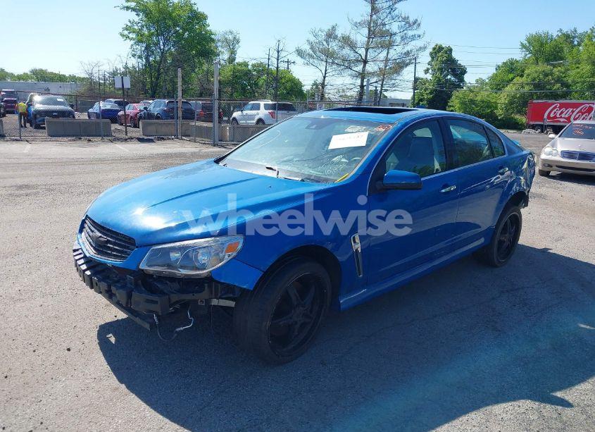 Photo 2 of 2015 Chevrolet Ss (VIN 6G3F15RW4FL103153)