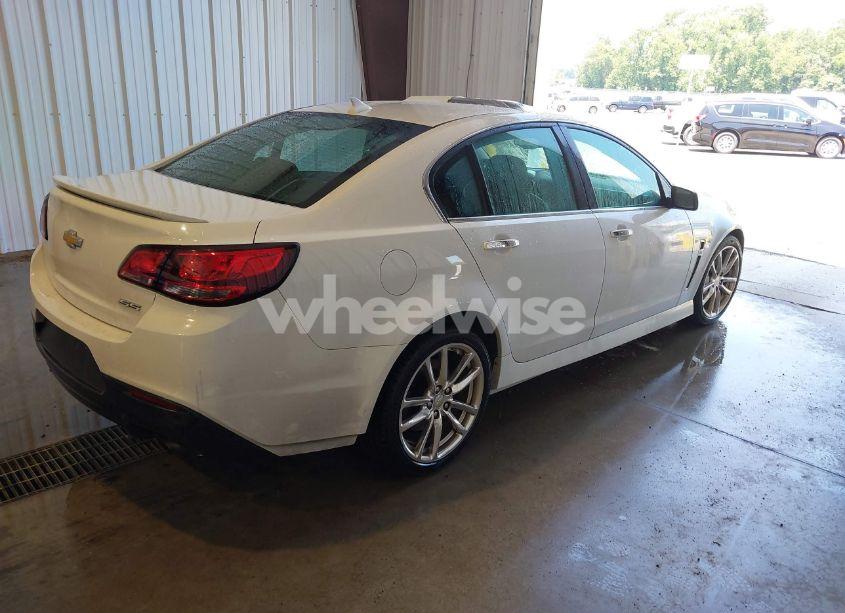 Photo 4 of 2014 Chevrolet Ss (VIN 6G3F15RW6EL964428)