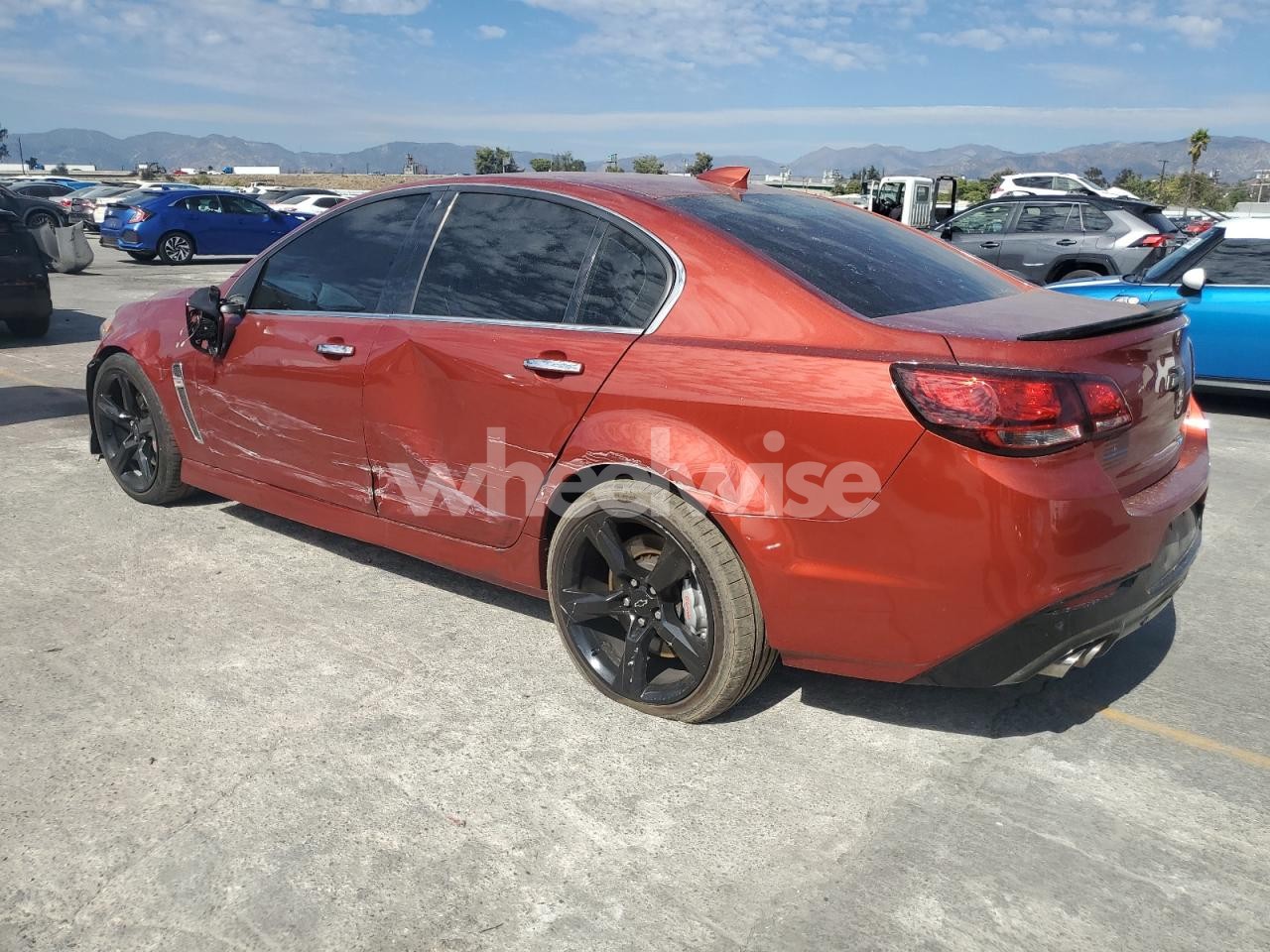 Photo 2 of 2015 CHEVROLET SS (VIN 6G3F15RW7FL110968)