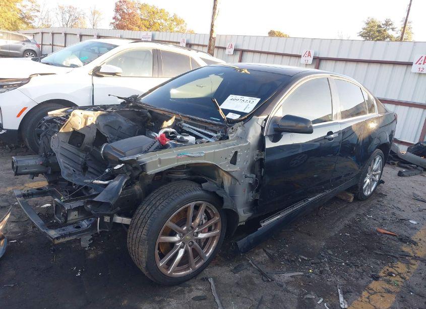 Photo 2 of 2014 Chevrolet Ss (VIN 6G3F15RW9EL943444)