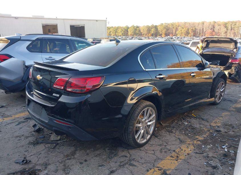 Photo 4 of 2014 Chevrolet Ss (VIN 6G3F15RW9EL943444)