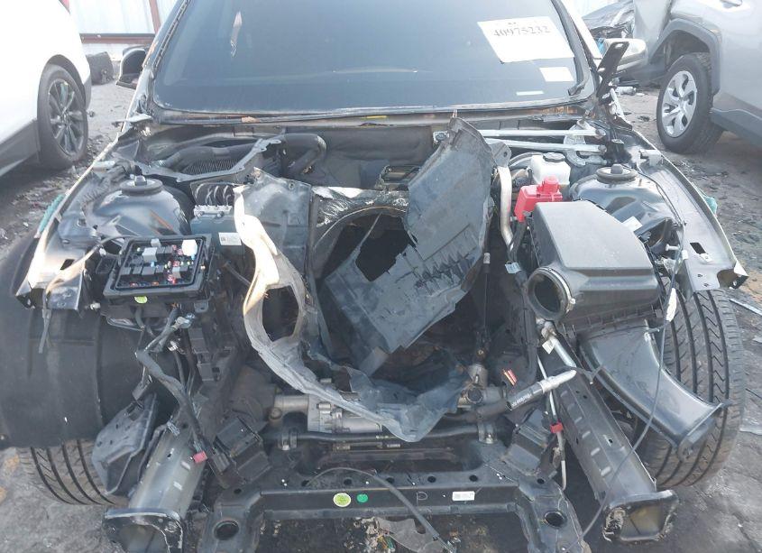 Photo 6 of 2014 Chevrolet Ss (VIN 6G3F15RW9EL943444)