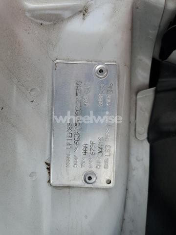 Photo 8 of 2016 CHEVROLET SS (VIN 6G3F15RW9GL215318)