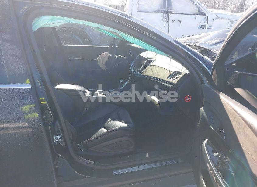 Photo 5 of 2016 Chevrolet Ss (VIN 6G3F15RWXGL211696)