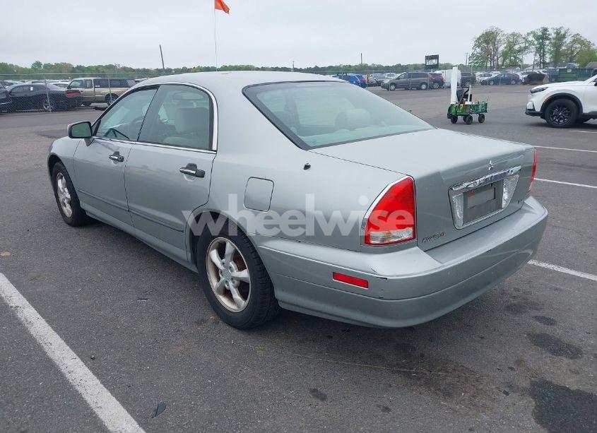 Photo 3 of 2002 Mitsubishi Diamante ES (VIN 6MMAP57P82T020388)