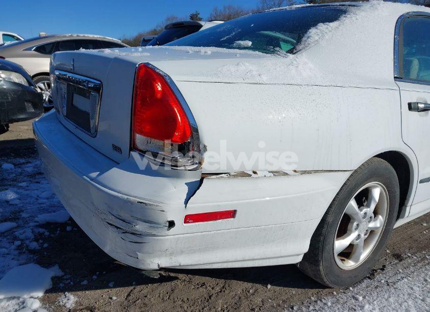 Photo 6 of 2002 Mitsubishi Diamante ES (VIN 6MMAP57P92T012204)