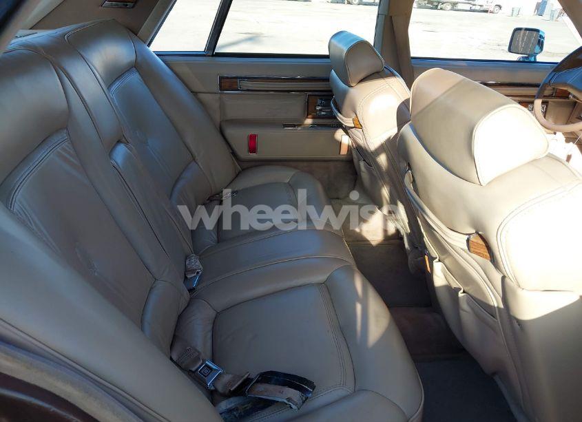 Photo 8 of 1980 Cadillac Seville-elegante (VIN 6S698AE677814)