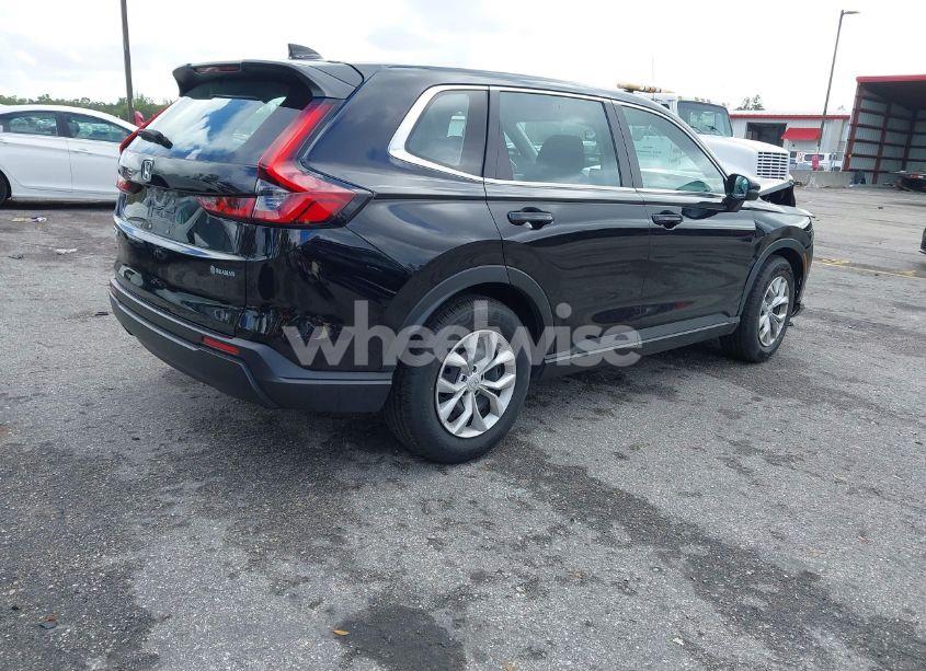 Photo 4 of 2024 Honda Cr-v LX 2WD (VIN 7FARS3H22RE002215)