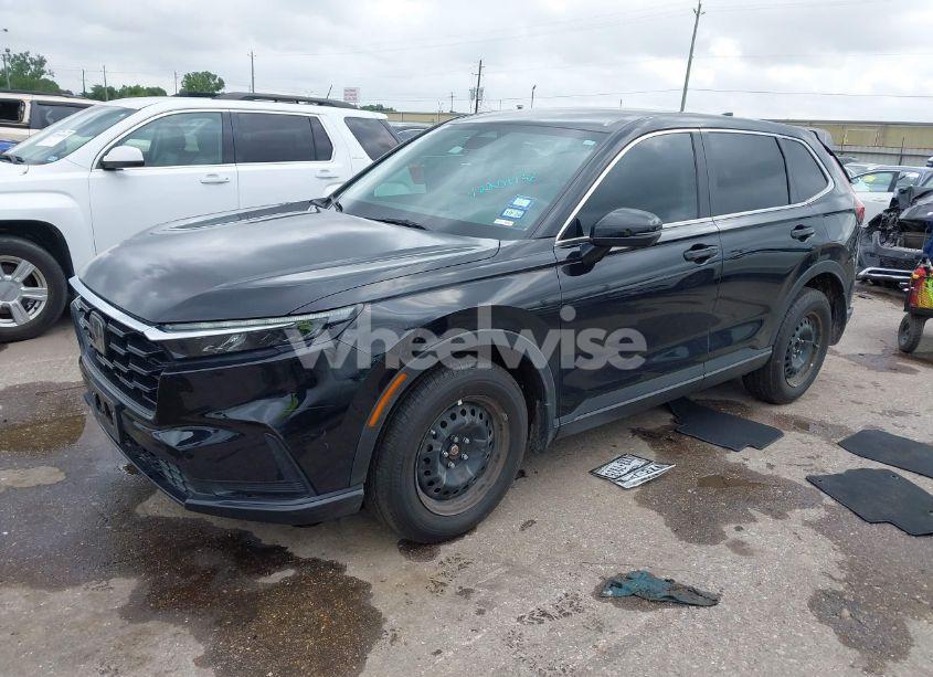 Photo 2 of 2025 Honda Cr-v LX 2WD (VIN 7FARS3H28SE000717)