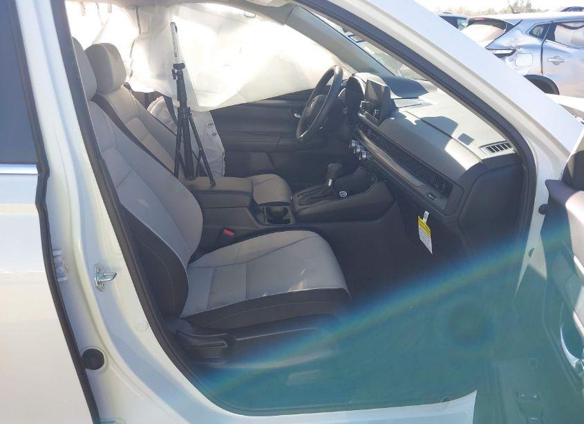 Photo 5 of 2023 Honda Cr-v EX 2WD (VIN 7FARS3H43PE008328)