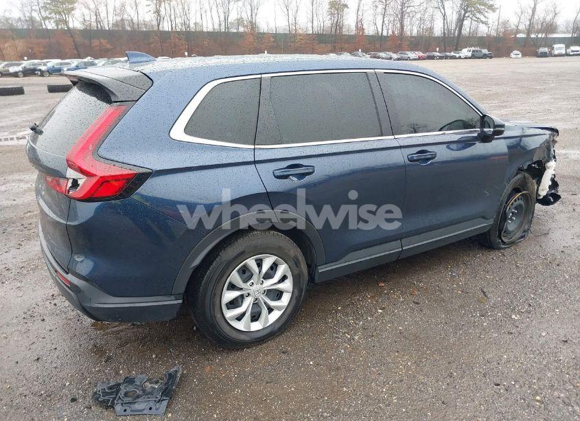 Photo 4 of 2024 Honda Cr-v LX AWD (VIN 7FARS4H28RE018845)