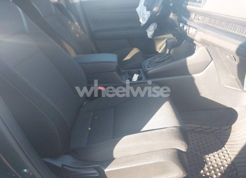 Photo 5 of 2024 Honda Cr-v EX AWD (VIN 7FARS4H44RE000540)