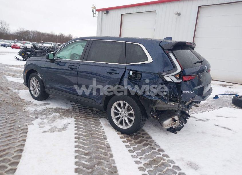 Photo 3 of 2023 Honda Cr-v EX AWD (VIN 7FARS4H4XPE001799)