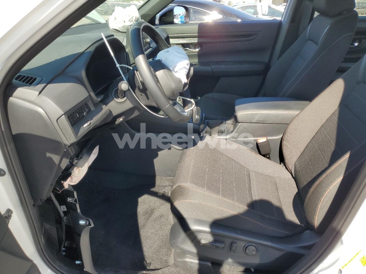 Photo 7 of 2025 HONDA CR-V SPORT N/A (VIN 7FARS5H55SE040565)