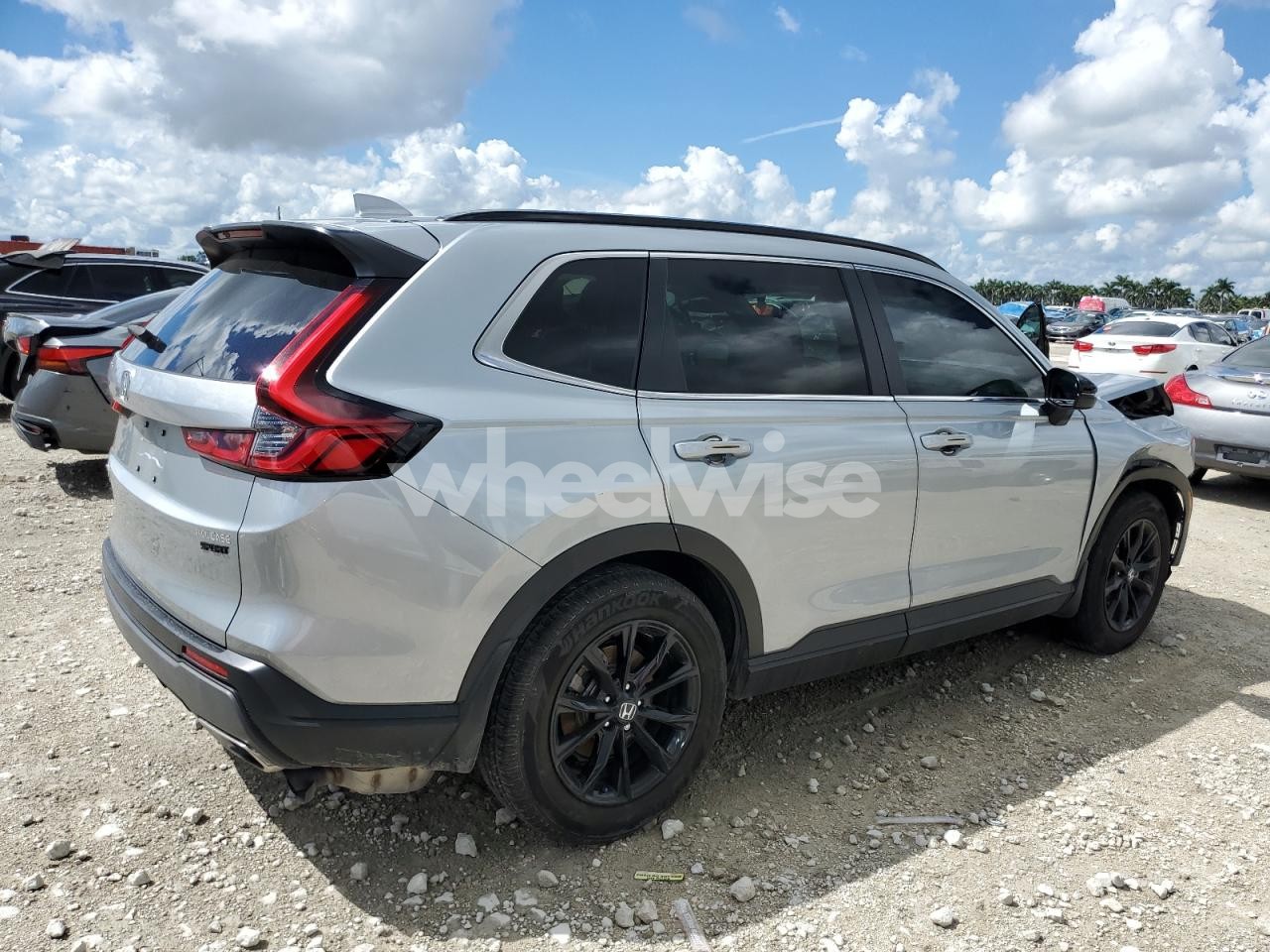 Photo 3 of 2025 HONDA CR-V SPORT N/A (VIN 7FARS5H5XSE010073)