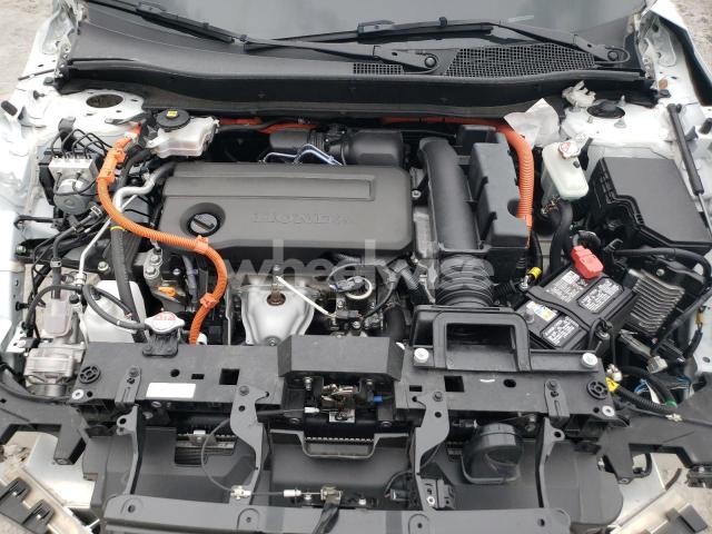 Photo 5 of 2024 HONDA CR-V SPORT-L N/A (VIN 7FARS5H83RE017791)