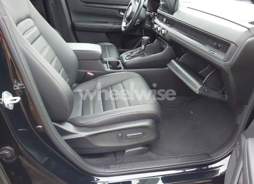 Photo 5 of 2025 Honda Cr-v HYBRID SPORT-L (VIN 7FARS5H85SE000061)