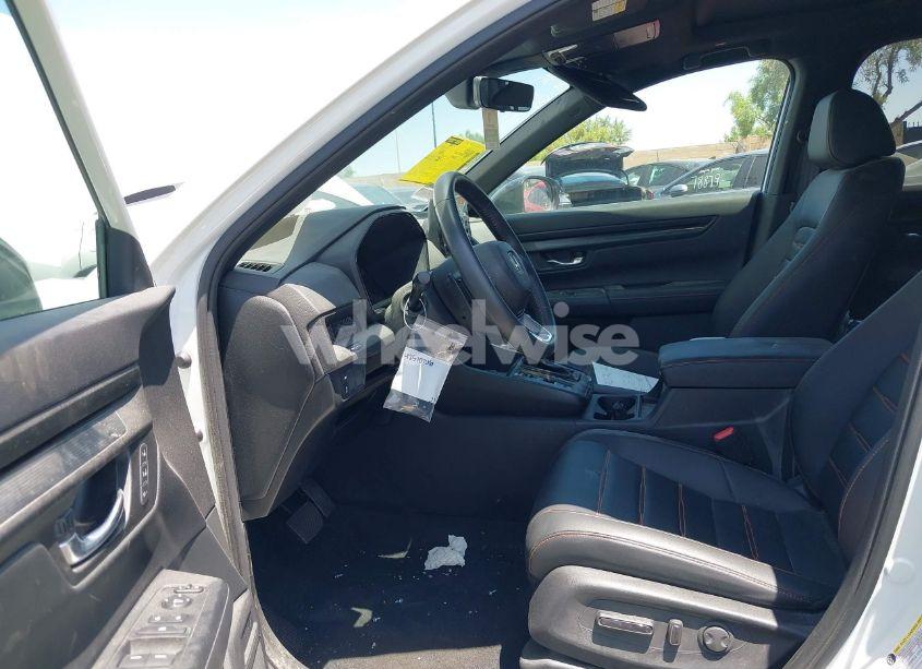 Photo 5 of 2025 Honda Cr-v HYBRID SPORT-L (VIN 7FARS5H85SE003056)