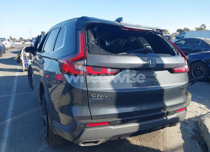 Photo 3 of 2025 Honda Cr-v HYBRID SPORT-L (VIN 7FARS5H86SE003938)