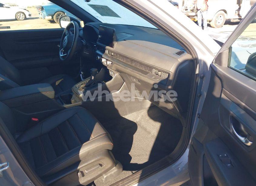 Photo 5 of 2024 Honda Cr-v HYBRID SPORT-L (VIN 7FARS5H88RE037549)