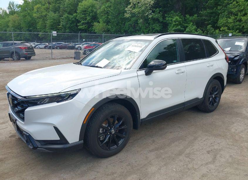 Photo 2 of 2025 Honda Cr-v HYBRID SPORT-L (VIN 7FARS6H80SE002516)