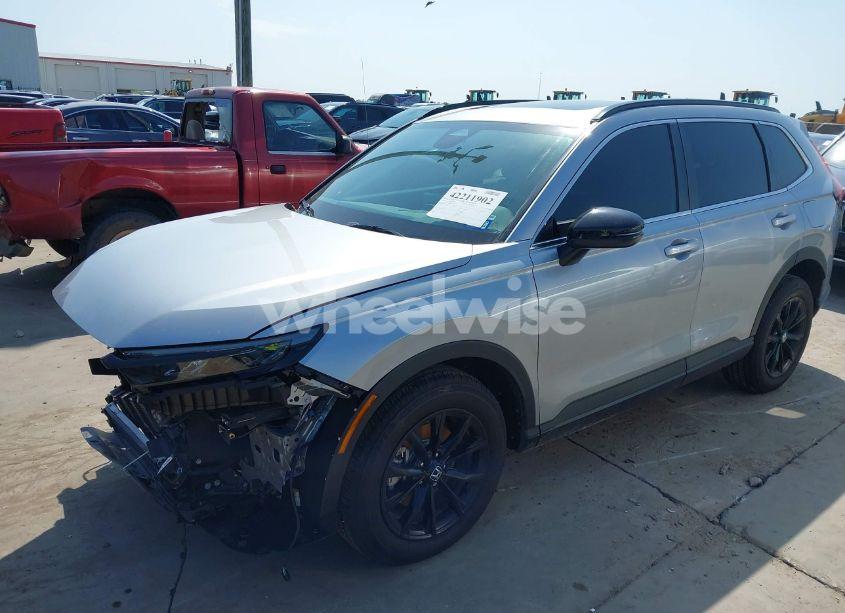 Photo 2 of 2025 Honda Cr-v HYBRID SPORT-L (VIN 7FARS6H80SE011054)