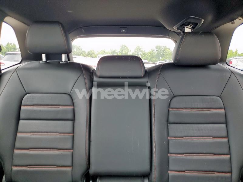 Photo 2 of 2025 HONDA CR-V SPORT-L (VIN 7FARS6H80SE018375)