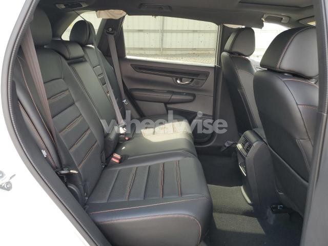 Photo 8 of 2025 HONDA CR-V SPORT-L (VIN 7FARS6H80SE061078)
