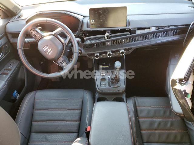 Photo 6 of 2025 HONDA CR-V SPORT-L (VIN 7FARS6H80SE075451)