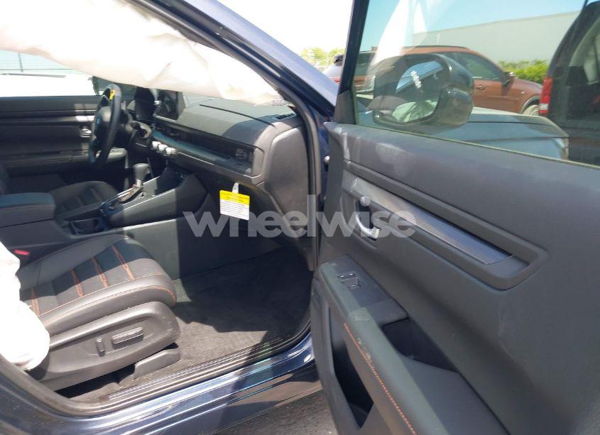 Photo 5 of 2025 Honda Cr-v HYBRID SPORT-L (VIN 7FARS6H81SE009457)