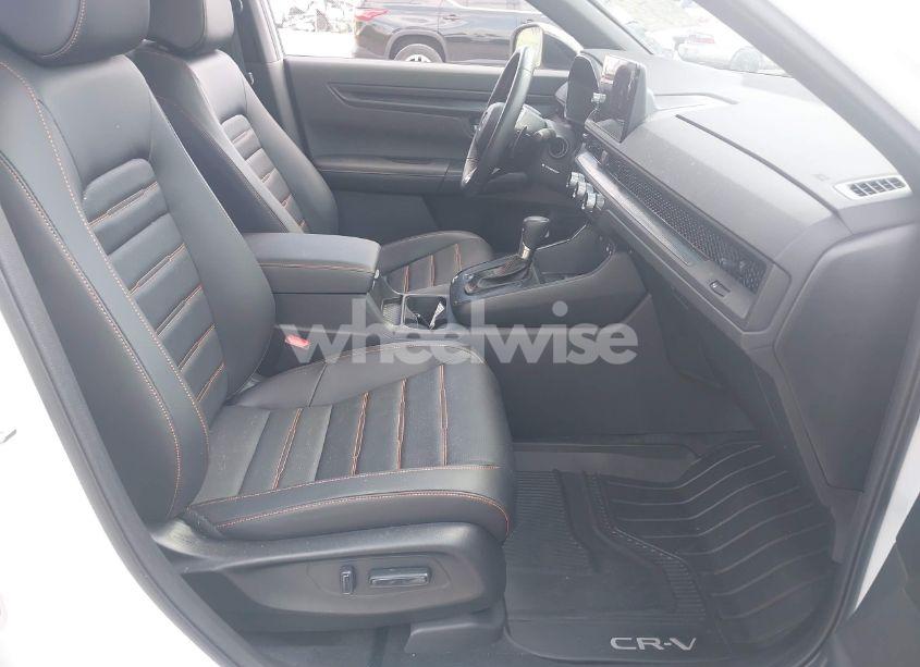 Photo 5 of 2025 Honda Cr-v HYBRID SPORT-L (VIN 7FARS6H81SE020863)