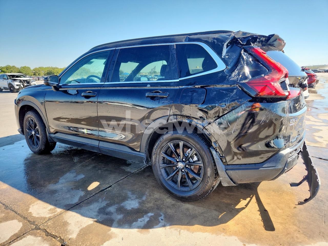 Photo 2 of 2025 HONDA CR-V SPORT-L (VIN 7FARS6H81SE056889)