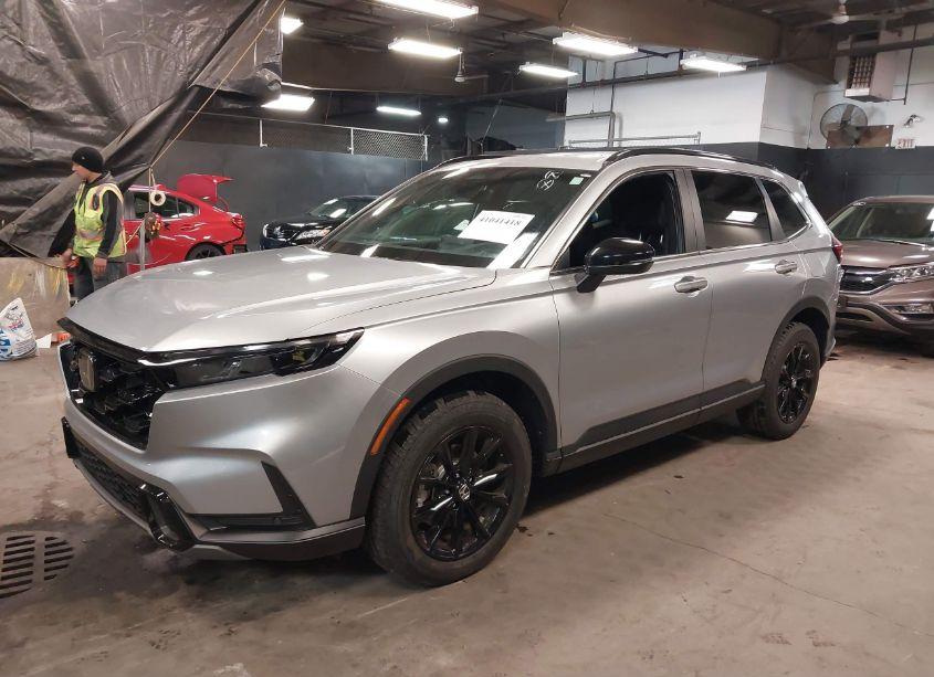 Photo 2 of 2024 Honda Cr-v HYBRID SPORT-L (VIN 7FARS6H82RE027119)