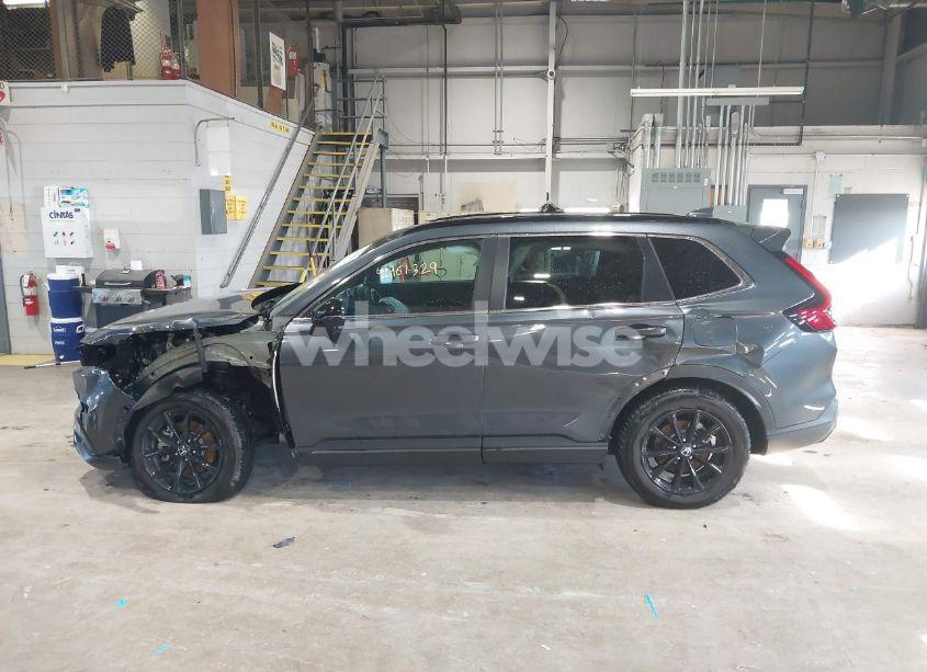 Photo 15 of 2025 Honda Cr-v HYBRID SPORT-L (VIN 7FARS6H84SE012515)