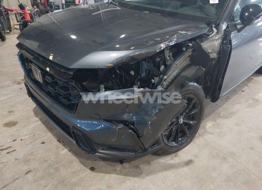 Photo 6 of 2025 Honda Cr-v HYBRID SPORT-L (VIN 7FARS6H84SE012515)