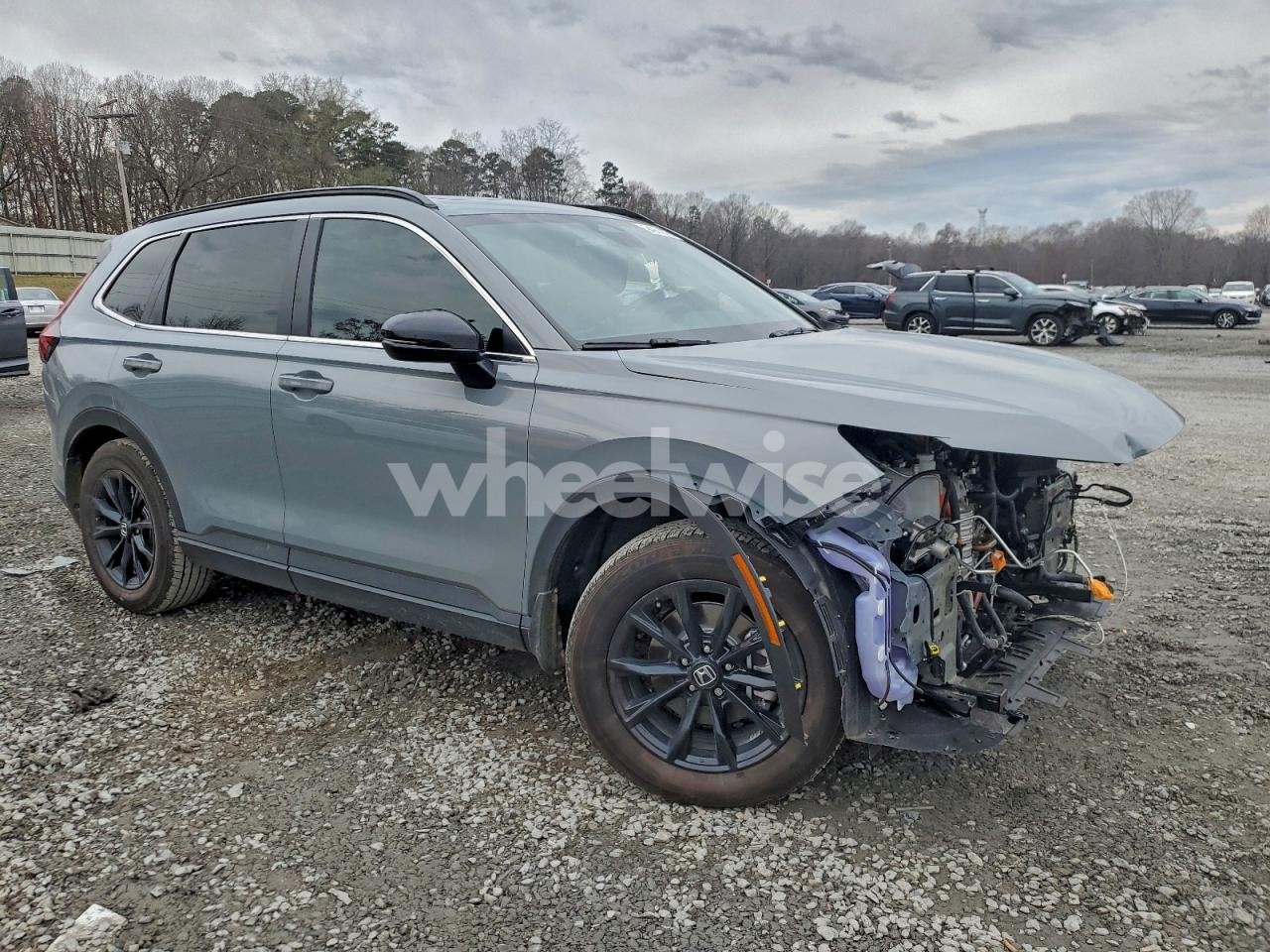 Photo 4 of 2025 HONDA CR-V SPORT-L (VIN 7FARS6H86SE073347)