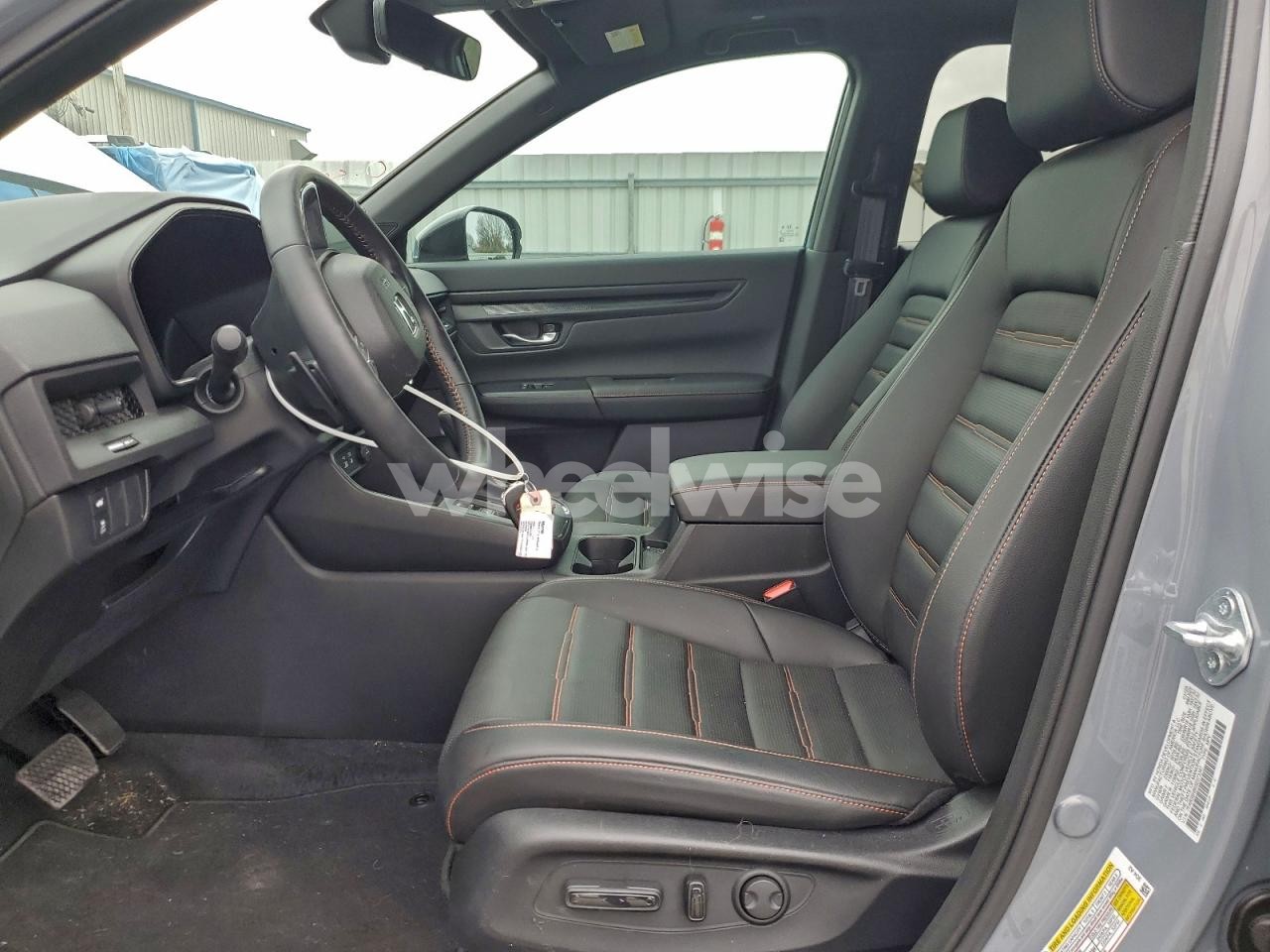 Photo 7 of 2025 HONDA CR-V SPORT-L (VIN 7FARS6H86SE073347)