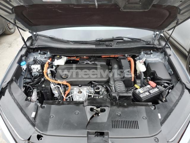 Photo 4 of 2025 HONDA CR-V SPORT-L (VIN 7FARS6H88SE066285)