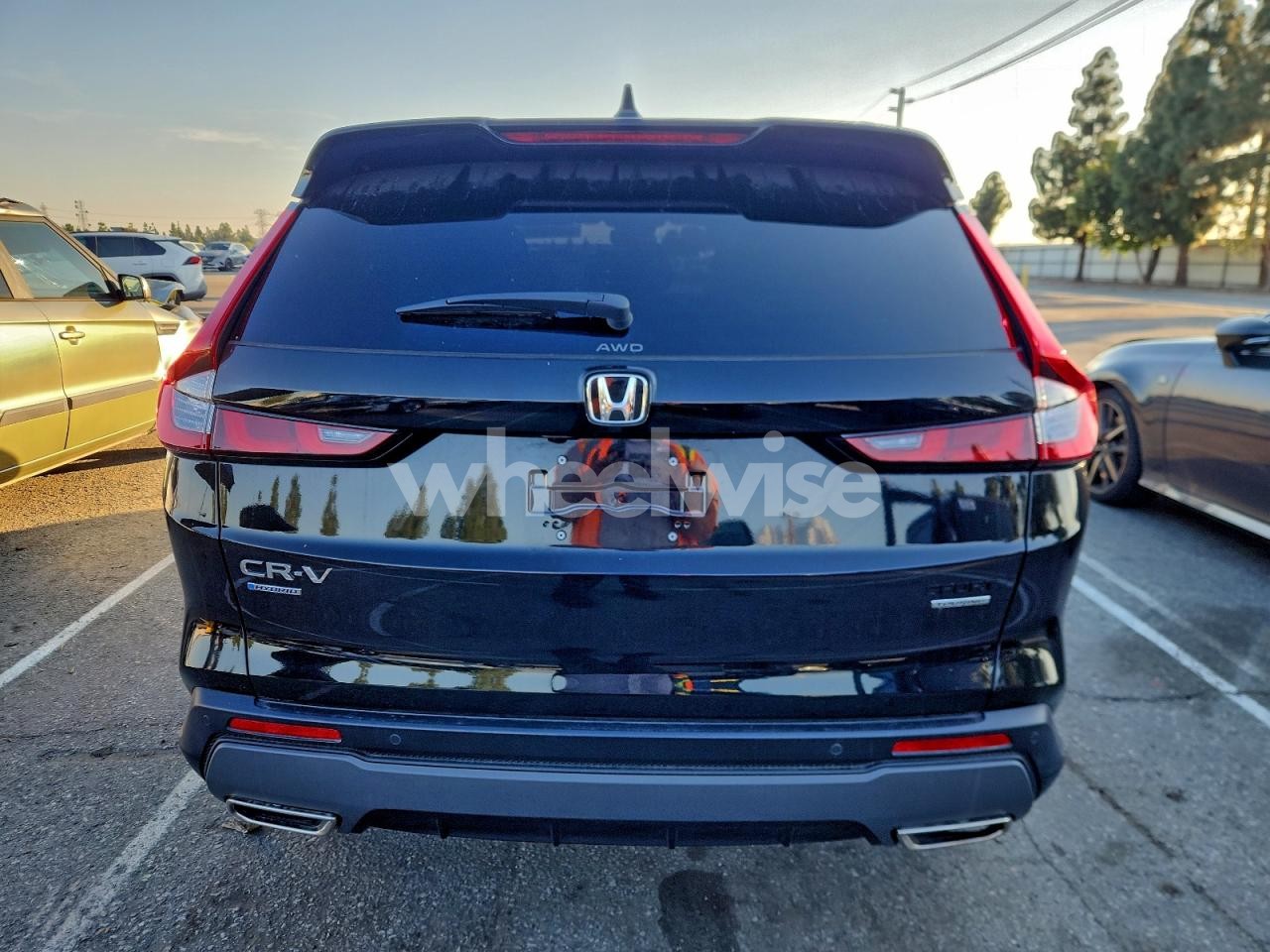 Photo 6 of 2025 HONDA CR-V SPORT TOURING (VIN 7FARS6H90SE046847)