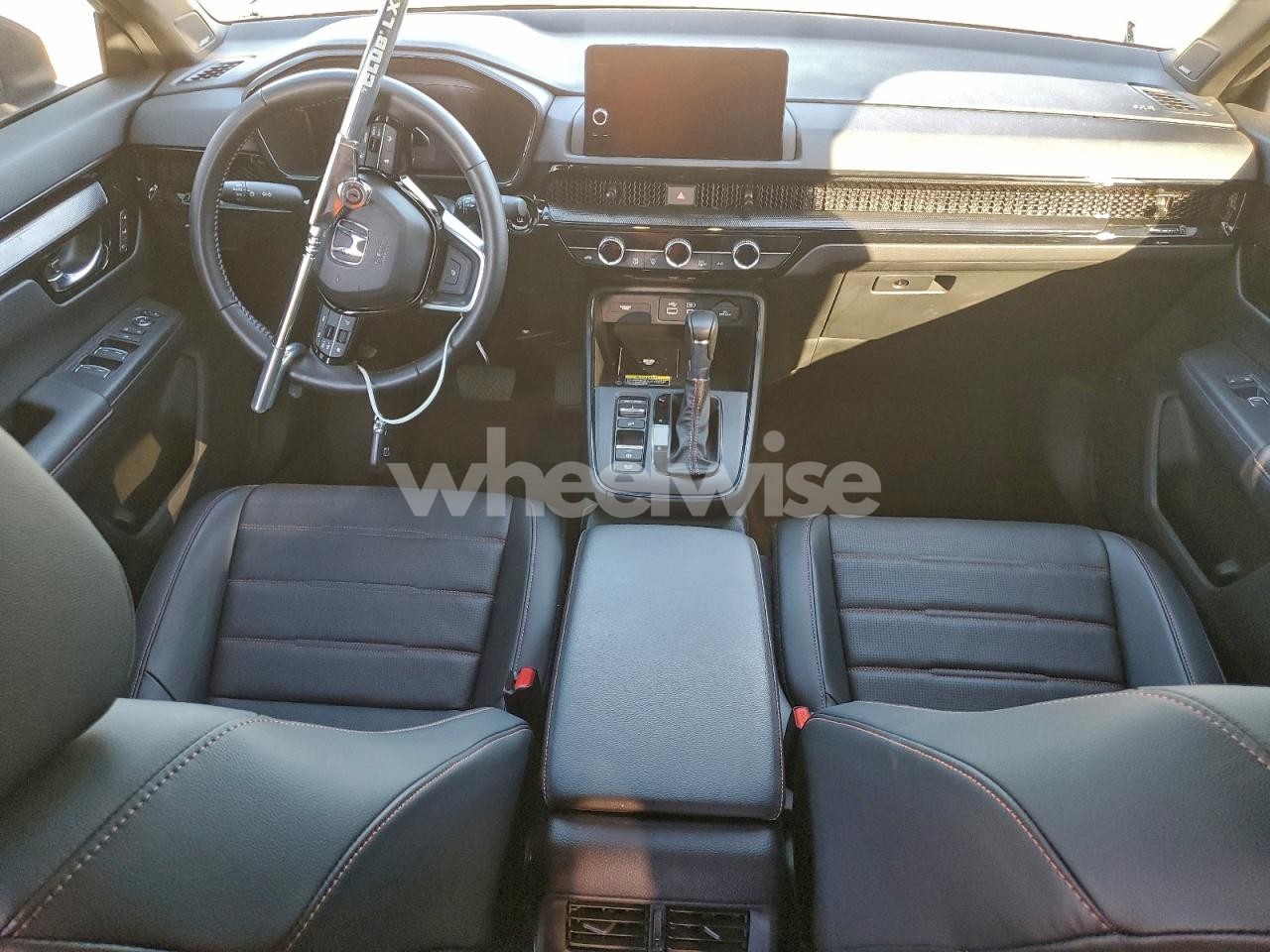 Photo 8 of 2025 HONDA CR-V SPORT TOURING (VIN 7FARS6H90SE046847)