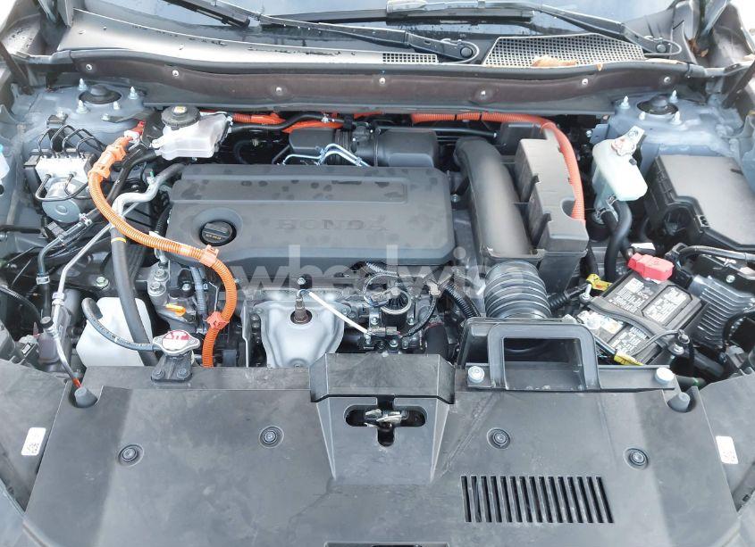 Photo 10 of 2025 Honda Cr-v HYBRID (VIN 7FARS6H97SE006152)