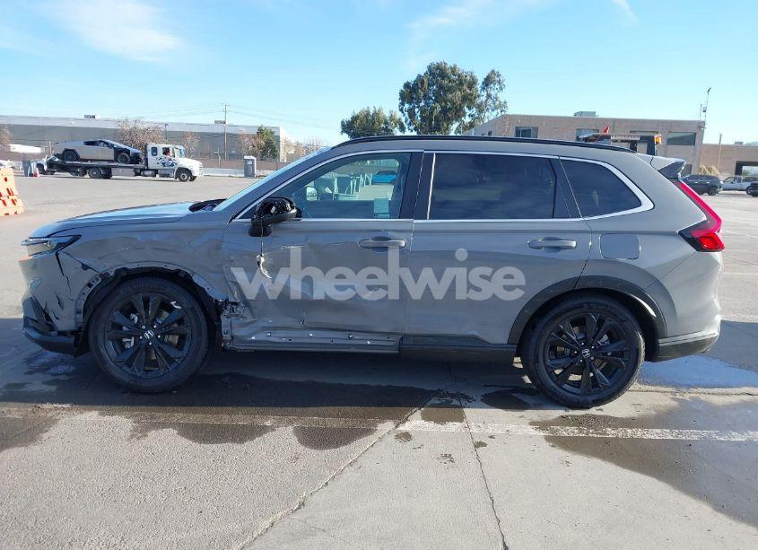 Photo 15 of 2025 Honda Cr-v HYBRID (VIN 7FARS6H97SE006152)