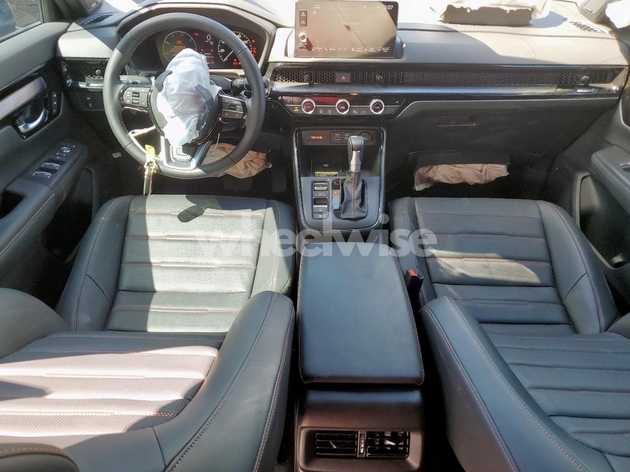 Photo 8 of 2025 HONDA CR-V SPORT TOURING (VIN 7FARS6H97SE065458)